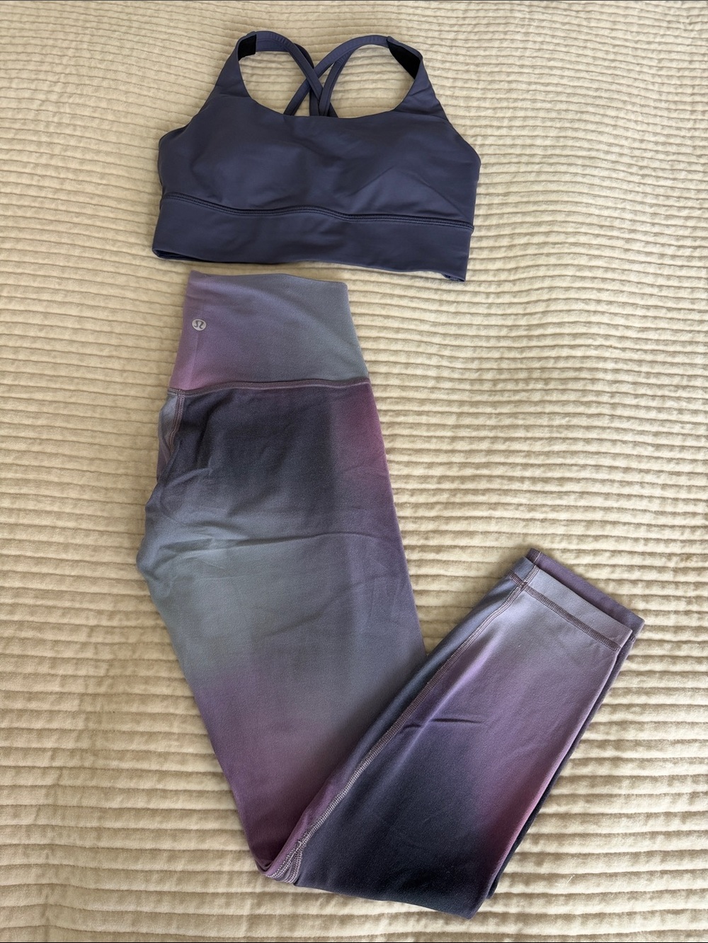 Lululemon yoga outfit. Size S